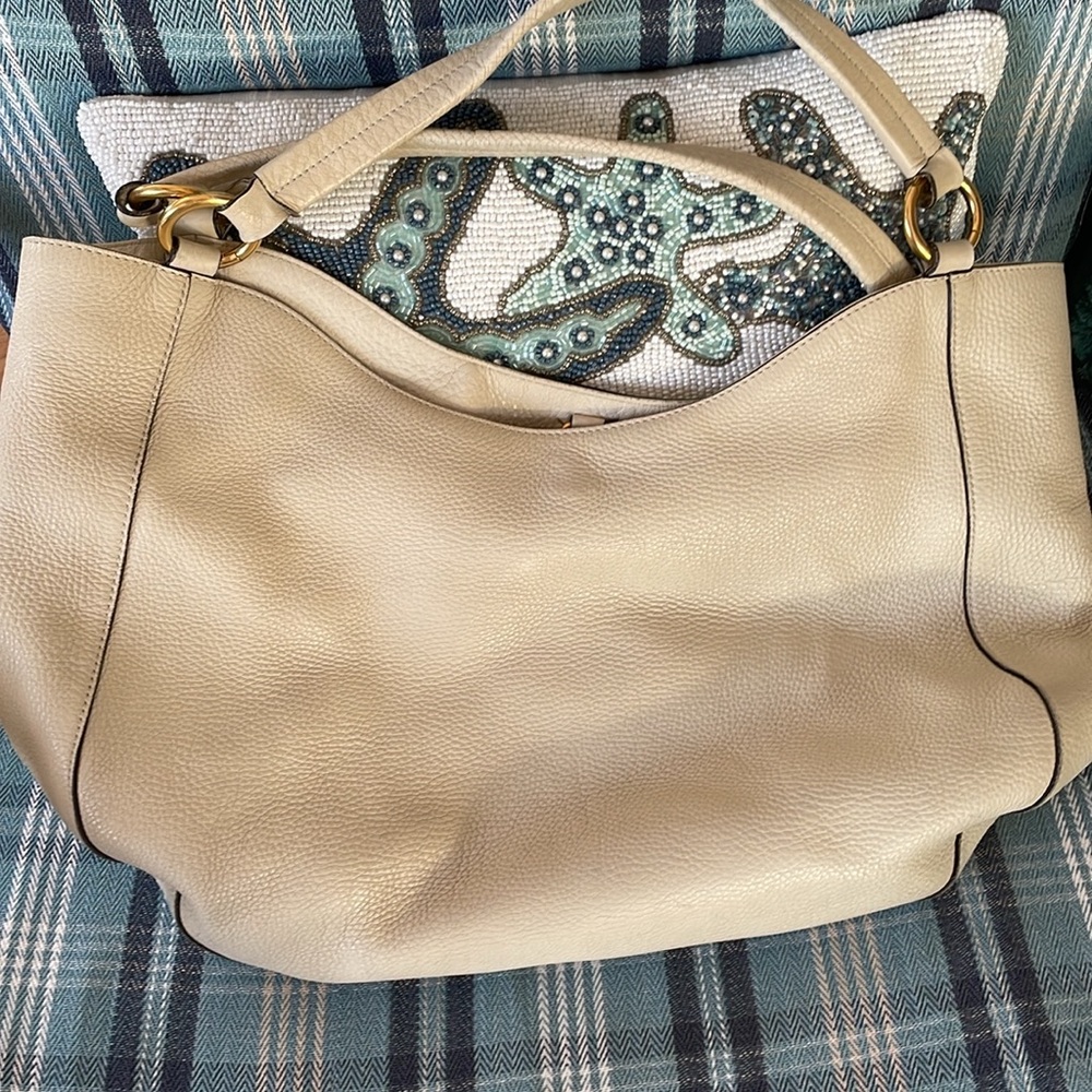 Gorgeous Gucci bag! - Picture 3 of 11
